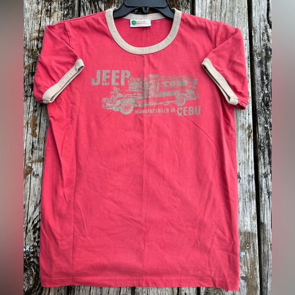 Islands Souvenirs Jeep Short Sleeve Large Crew Neck T-Shirt - Picture 2 of 5